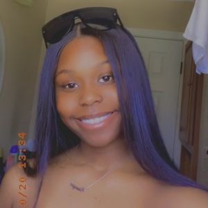 Meet your Posher, Lacy